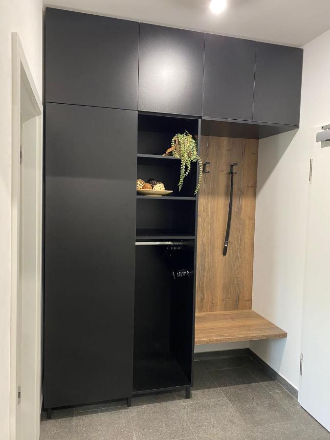 Prima Apartman Dolni Morava Exterior photo